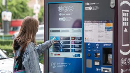 Rekordbliccelés: 2,3 millió forintot fizetett egy nő