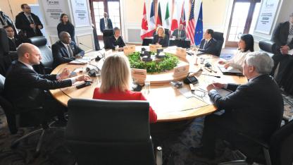 Trump születésnapja miatt csúsztatják a G7 rendezvényét