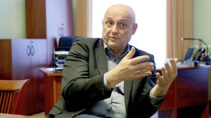 „A BYD háromszor olyan gyorsan épül, mint bármelyik másik autógyár”