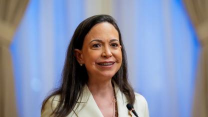 Machado átadta a Nobel-békedíját Trumpnak