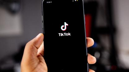 Állami ellenőrzésű médiának minősítette a TikTok a Mandinert, az Origót, a Magyar Nemzetet és több más lapot