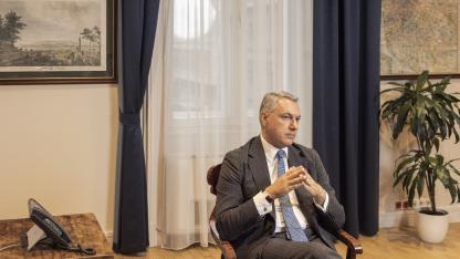 Lázár János nyilvánosságra hozta az új KRESZ tervezetét
