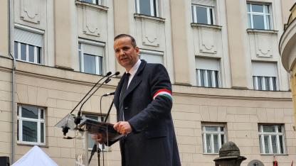 Külkereskedelem? Sötét kommunista ármány!