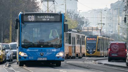 Le akarta állítani az üzemanyag-szállítást a MOL a BKV felé a főváros tartozásai miatt
