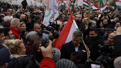 Továbbra is vezet a Tisza, de az előnye minimálisan csökkent a Republikonnál