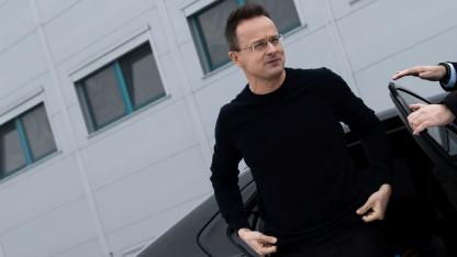 Szijjártó Péter: Ukrajna durván elkezdett beavatkozni a magyar választásba