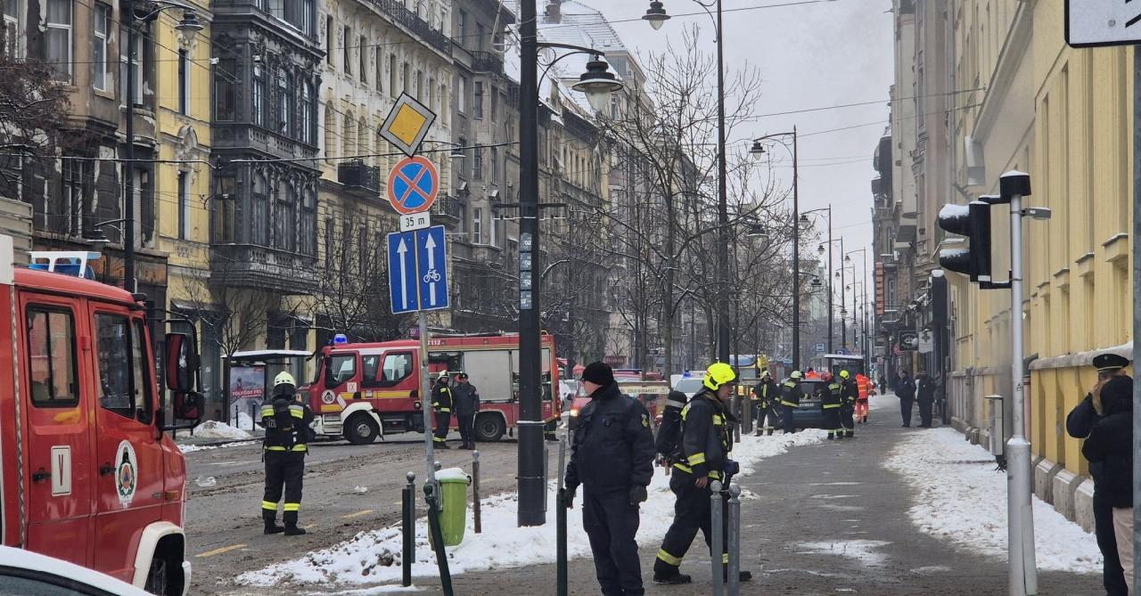 Tűz ütött ki a Fazekas Mihály Gimnáziumban, ki kellett üríteni az épületet