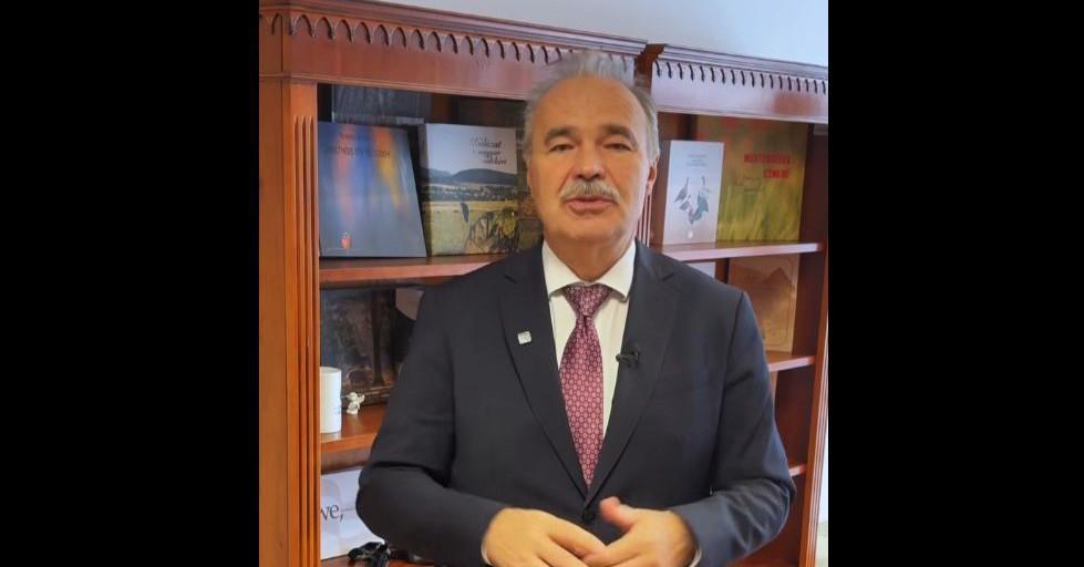 A kormány segíti ki a Kósa Lajos környezetéhez kötődő agrárcég csődjének károsultjait