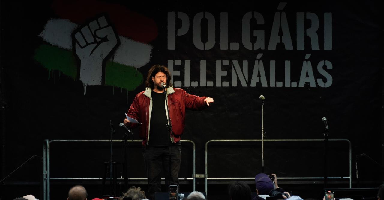 Puzsér Róbert: Az elmúlt tizenhat év mérlegét kívánom megvonni Orbán Viktorral