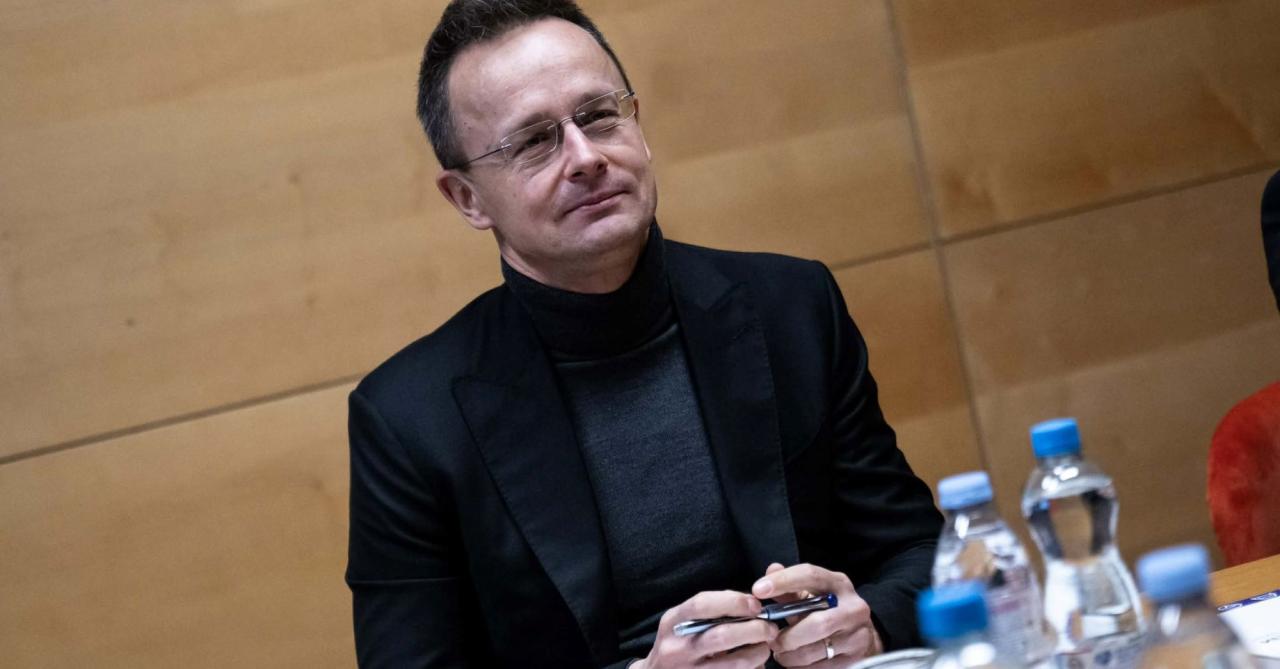 Szijjártó szerint Zelenszkij a „korrupt ukrán rezsim" fenntartására költené a magyar emberek pénzét