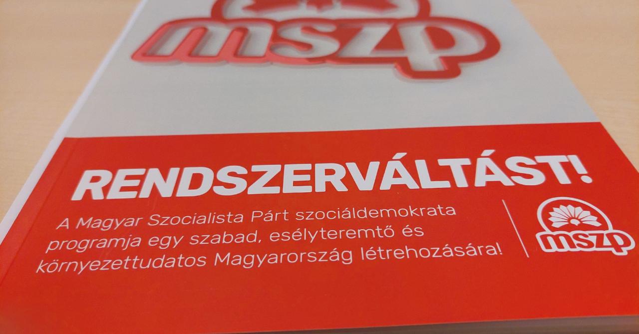 Az MSZP cáfolja, hogy a visszalépésről döntöttek volna