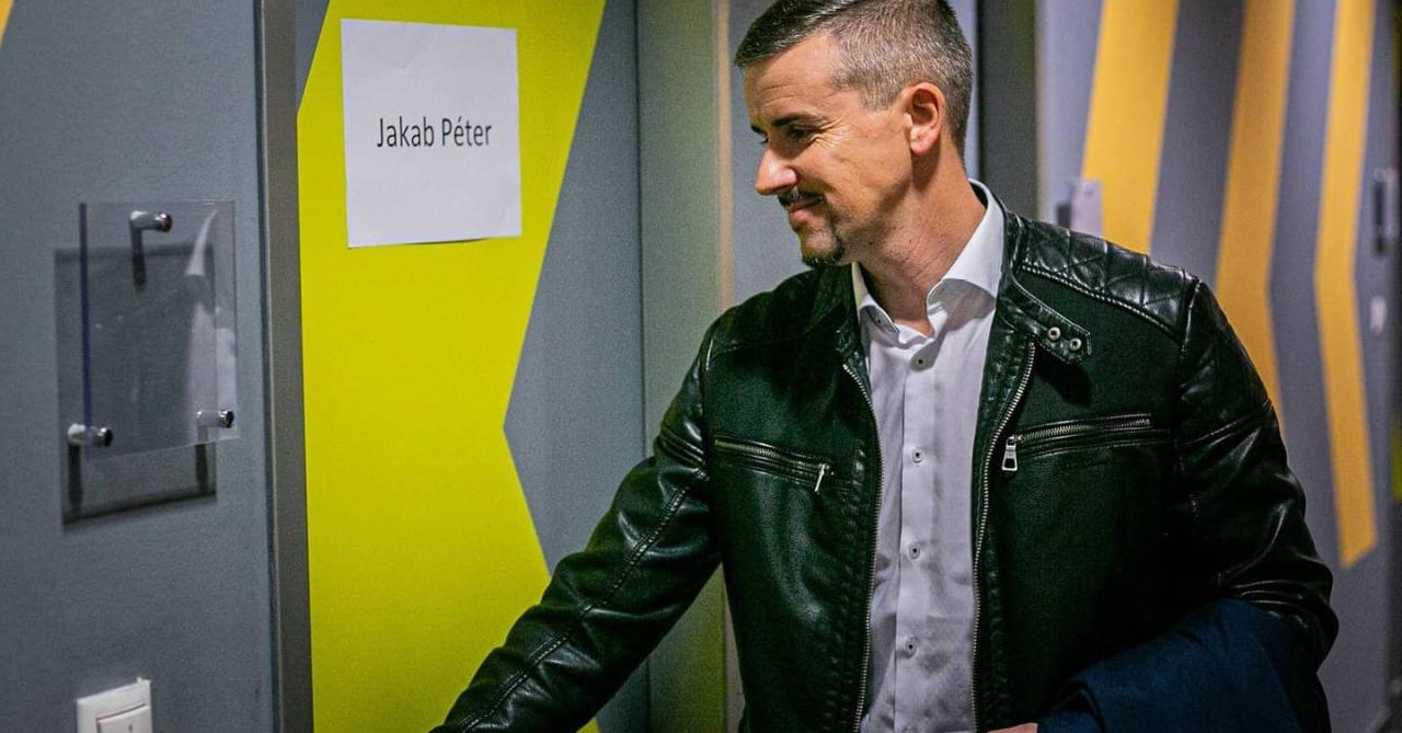 Mikor előzte Csöbör Katalin csupán 127 szavazattal Jakab Pétert?