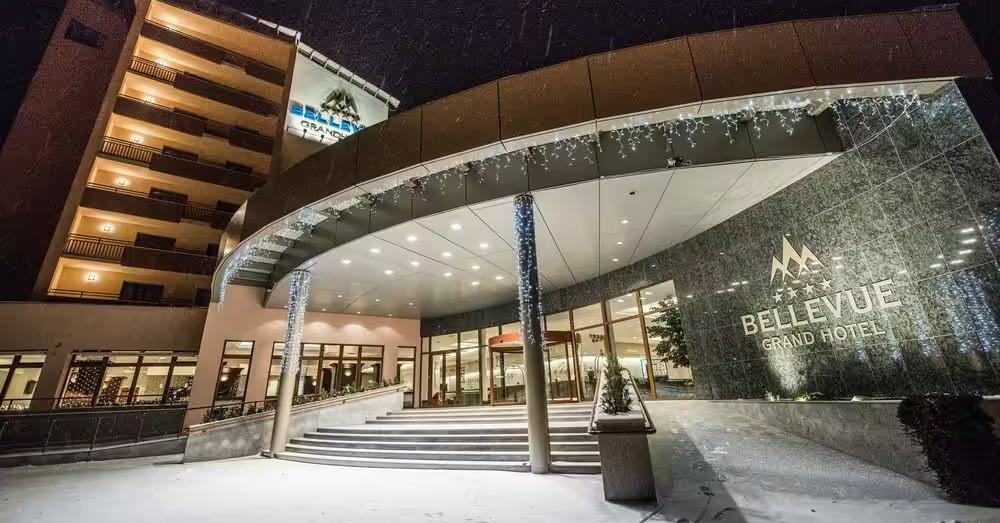Szlovák luxusszállodában szervezték meg a kormányközeli MCC téli táborát