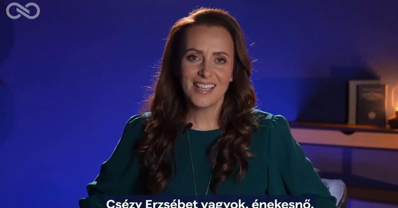 Magyar Péter bejelentette: Csézy Erzsébet énekesnő lesz a Tisza jelöltje Mezőkövesden